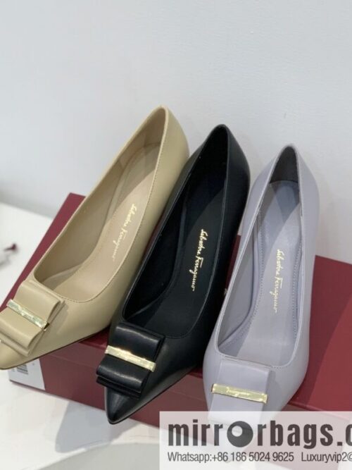 i1666429169_6784_0-800x800lzgnj4srbay51166_20250718225340.jpg Salvatore Ferragamo ✔️ New! Ferragamo Double Bow Point High Heels Shoes