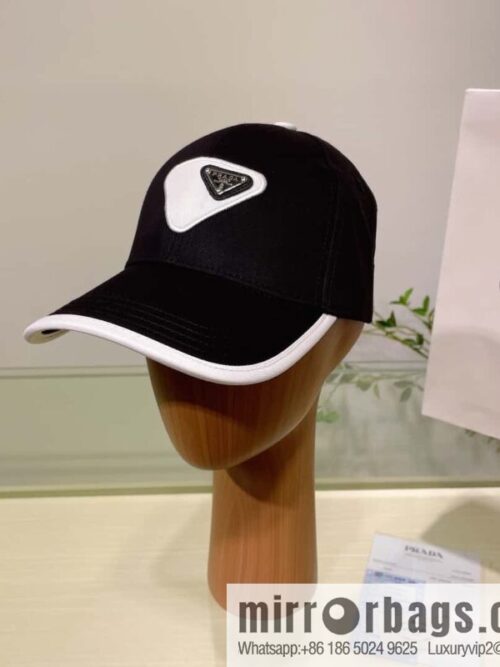 i1689828672_3291_0-800x800q0kmwiysrrg11323_20250625155037.jpg PRADA\'s new unisex baseball cap