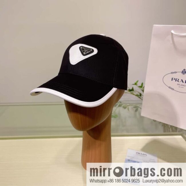PRADA\'s new unisex baseball cap