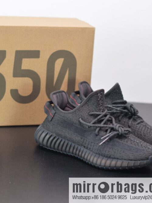 o_1eco1n9ta1lpb18mrskefhf1q4gq-800x800tcakxaowqtb82673_20250719081722.jpg Yeezy Boost 350V2 black gypsy coconut sports running shoes, official item number: FU9007