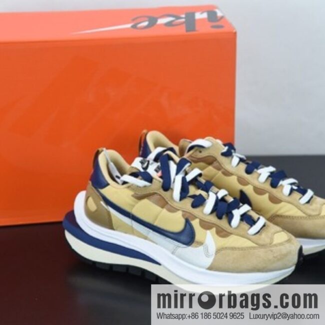 Sacai x VaporWaffle 3.0 catwalk concept casual sneakers item number: DD1875-200