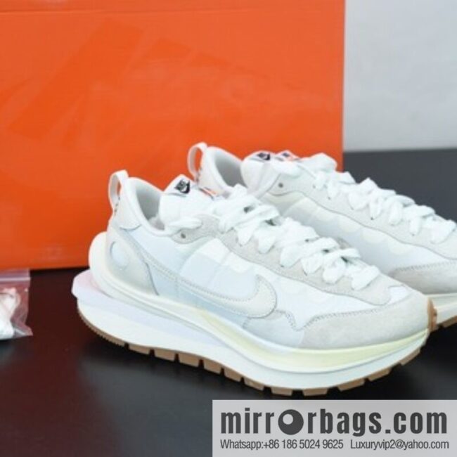 Sacai X NK regasus vaporrly SP waffle third generation 3.0 catwalk sports running shoes, item number: DD1875-100