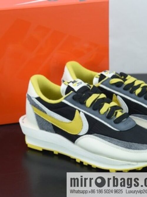 o_1fe8crjir1fk6gnq1ea410r717lb67-800x800gbhxaink1ca82816_20250719081840.jpg M07M4 NK SACAI X UNDERCOVER X LDWAFFLE three-way joint sneakers item number: DJ4877-001