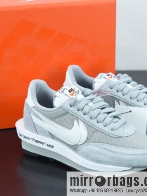 o_1ffk2pfrduqft6e6mh1uo4100gt-800x800nuodwn0xagq82827_20250719081846.jpg T00C5 Fragment Design x Sacai x LDWaffle catwalk casual sneakers Part Number: DH2684-001