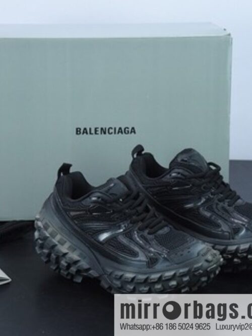 o_1g10bf6i01t2o1acu7ep1gud1c6fk4-800x800rrx25sclaet77945_20250719072951.jpg BALENCIAGA Defender Rubber Platform Sneakers Defender Series Low Top Tank Track Tire Type Off-Road Outdoor Height Increase Platform Casual Sports Jogging Shoes \"685613 W2RA6 1000