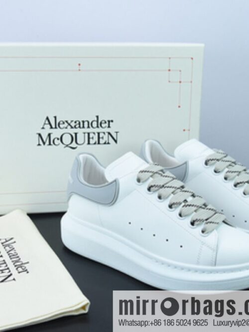 o_1g76mr9pkjk1b1i81o13mr129f1a-1-800x800ptqm2vkoh5y82585_20250719081633.jpg Alexander McQueen/Alexander McQueen, muffin shoes platform heightening white shoes D05G6