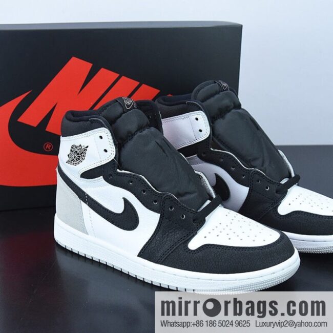 L00H6 Air Jordan 1 High OG \"Stage Haze\" AJ1 Joe 1 Black Grey Toe, Item Number: 555088-108