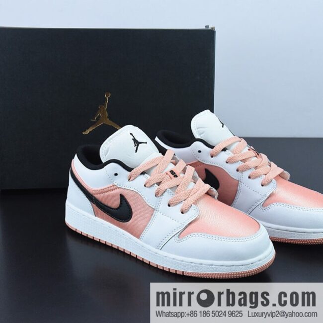 Air Jordan 1 Low white powder black aj1 low help series item number: DM8960-801