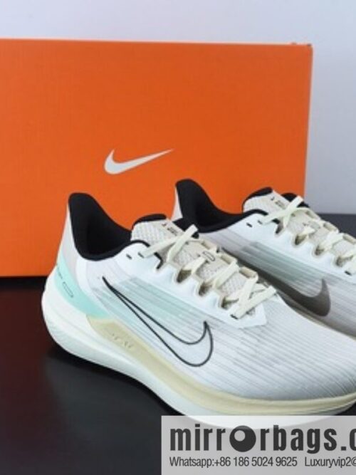 o_1g9rn2uvt1p4n1tmli251fpt1ebvjb-800x800ethnbiqths571886_20250719062219.jpg Nk Zoom Winflo 9 moon landing new sports and leisure cushioning running shoes, item number: DV9121-011