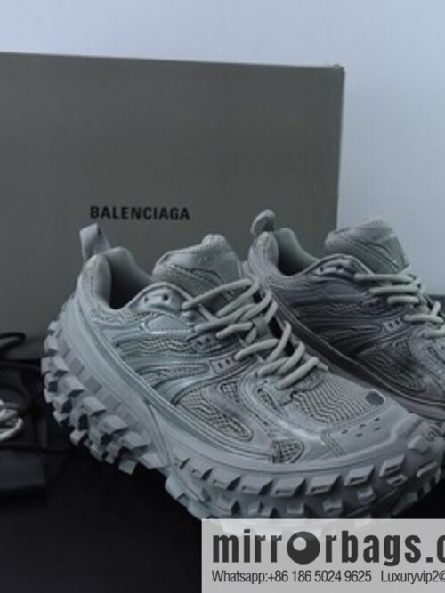 o_1gag7p5r81ca316p1l591ke219d473-800x800acsoeinmbqj69901_20250719025037.jpg Balenciaga Defender Rubber Platform Sneakers Off-Road Outdoor Height Increase Platform Casual Sports Jogging Shoes 685611 W2RA6 1200