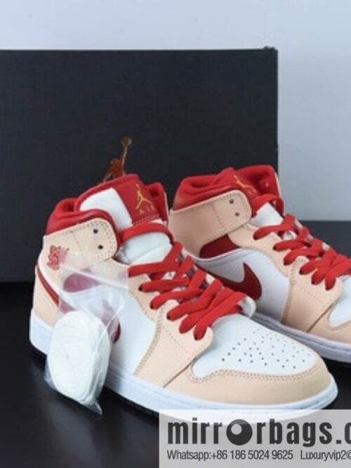 o_1ganupeiu1v1qi61j5vfngdl5hq-800x800sebk5pcbl4f69604_20250719024756.jpg J09L3 inspected version AJ1 MID Zhongbang, yellow and white Unisex basketball shoes of the same style, item number 554725-201.