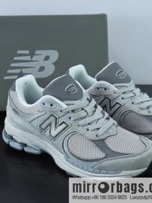 o_1gcqsu2dd12gv712k1dm531p7g5m-800x800l3zksrc0xrd62960_20250719012316.jpg New Balance ML2002 Series Vintage Daddy Style Unisex Casual Shoes Couple Versatile Jogging Shoes Sports Men\'s Shoes Women\'s Shoes ML2002RO