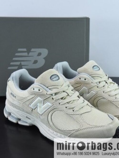 o_1gctgj810ag4rfkrtf1imjlb41-800x8001kcs1whiml462773_20250719012127.jpg New Balance ML2002 Series Vintage Daddy Style Unisex Casual Shoes Couple Versatile Jogging Shoes Sports Men\'s Shoes ML2002RE