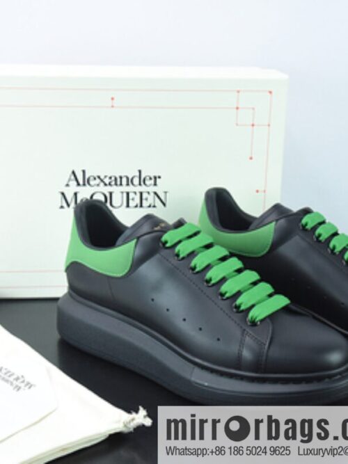 o_1gfqcqh5c1i54pta1p8u11d061nt-800x800xnjf24e1mv355523_20250718235020.jpg Alexander McQueen Alexander McQueen muffin shoes platform-soled height-enhancing white shoes