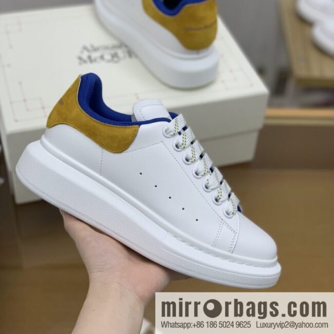 Alexander McQueen, Unisex sneakers made of calfskin