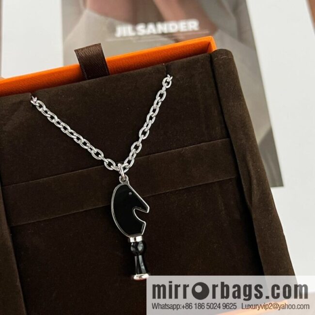 Hermès Cavalier horse head, chess necklace