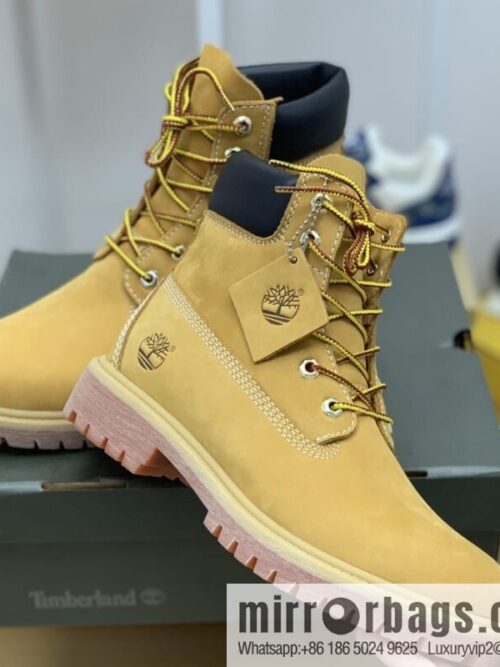 wsxc1667994658333_3-800x8000seamvu0tfs51027_20250718225207.jpg Timberland\'s beige frosted leather with white stitching and side stamping His & Hers boots