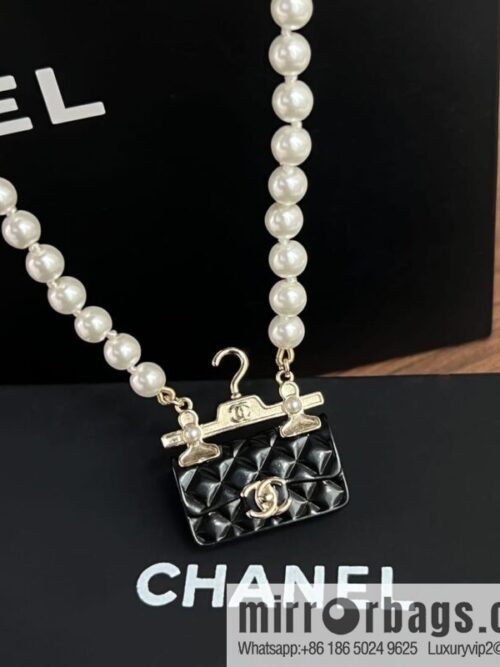 wsxc1669459282047_0-800x800mmys0hdcit4205612_20250709070513.jpg New ☑️ Chanel pearl hanger bag necklace