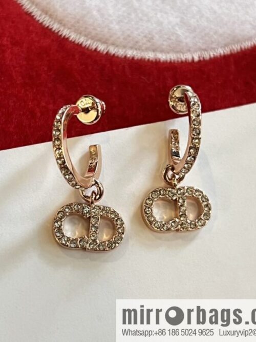 wsxc1669981760909_0-800x800wiaxldjxape202374_20250709053934.jpg Dior rose gold CD stud earrings