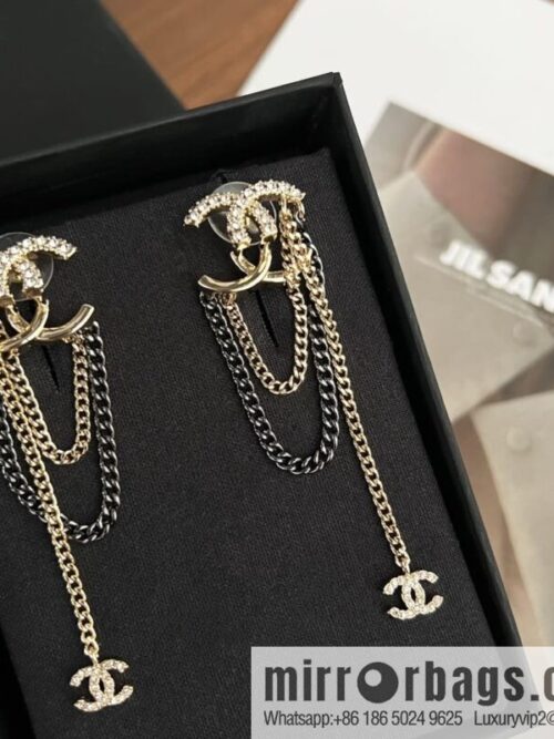 wsxc1669981764986_0-800x8000ndiglnr1cm202352_20250709053855.jpg New ☑️ Chanel double c fringed stud earrings