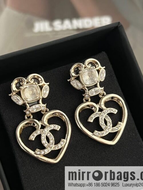 wsxc1670933575247_0-800x800hoittpomw3g201685_20250709051909.jpg New ☑️ Chanel c2 double c gold peach heart love stud earrings