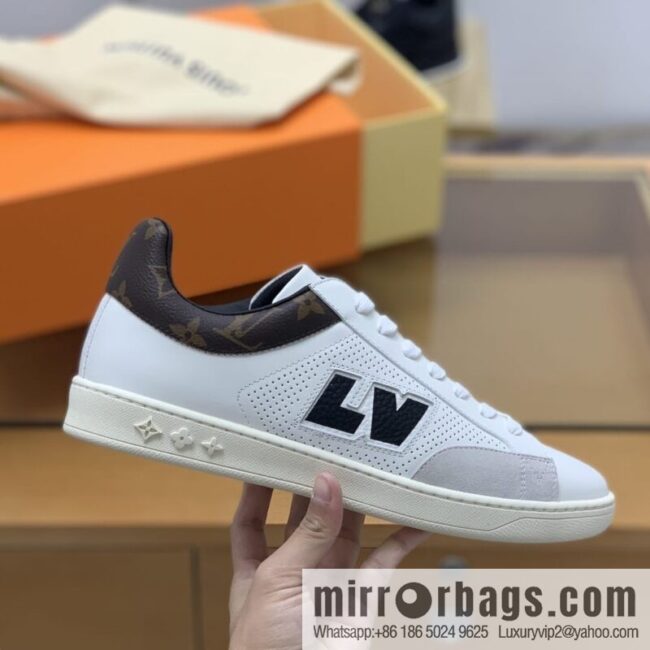 LV/Louis Vuitton White Rubber Outsole Embossed Monogram floral men\'s sneakers