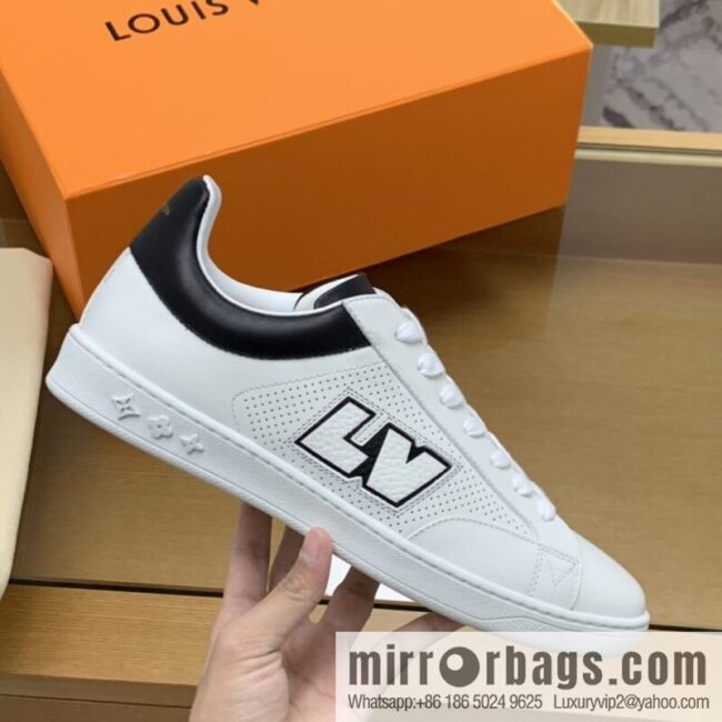 LV/Louis Vuitton White Rubber Outsole Embossed Monogram floral men\'s sneakers