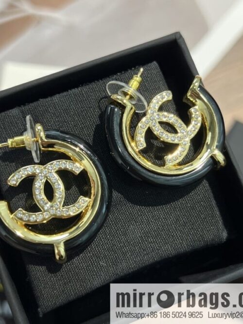 wsxc1672405381353_0-800x800piggp45evbi198530_20250709035518.jpg New ☑️ Chanel c1 double c full diamond stud earrings