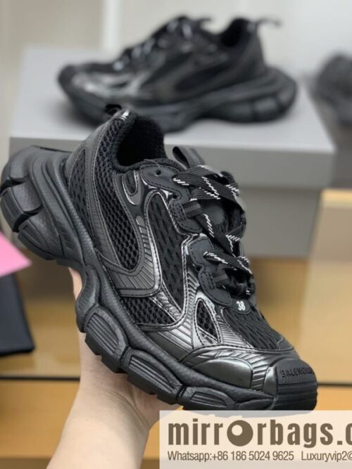 wsxc1672486642886_4-800x800eemqenkuewt38559_20250718015331.jpg Balenciaga BALENCIAGA uses mesh patchwork Unisex His & Hers thick-soled sneakers