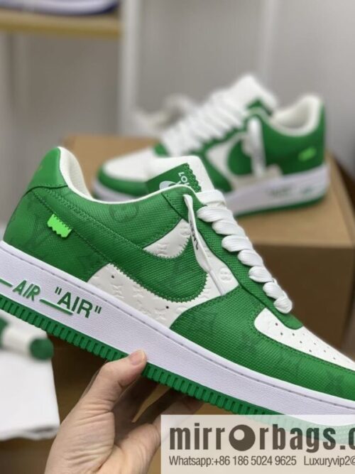 wsxc1672835469643_4-800x800t5avfq2vzyh38444_20250718015212.jpg Louis Vuitton Monogram patchwork His & Hers sneakers