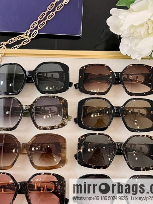 wsxc1673187051724_8-800x800elcqo3flqog45992_20250629234049.jpg Fendi iconic logo large square sunglasses