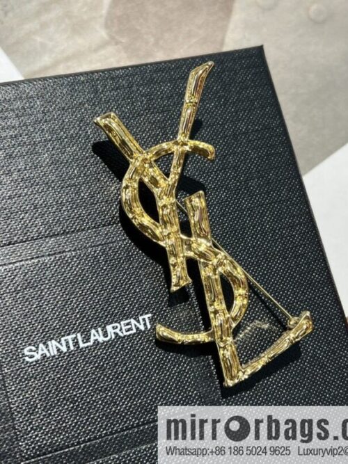 wsxc1675602133005_0-800x800uldaio2fzne194957_20250709020827.jpg Saint Laurent YSL brooch