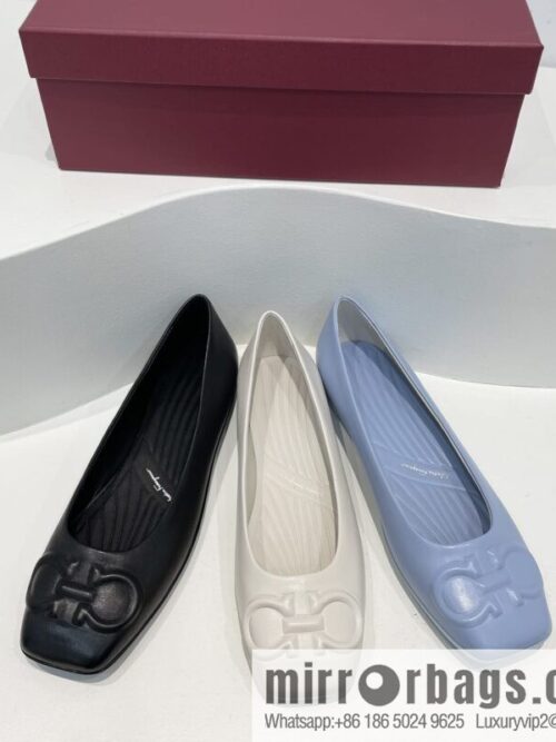 wsxc1675774992076_0-800x800pykjycfy25335631_20250716041203.jpg SF ✔️ 2022Salvatore Ferragamo ✔️ New! Ferragamo GANCINI Ballet flats