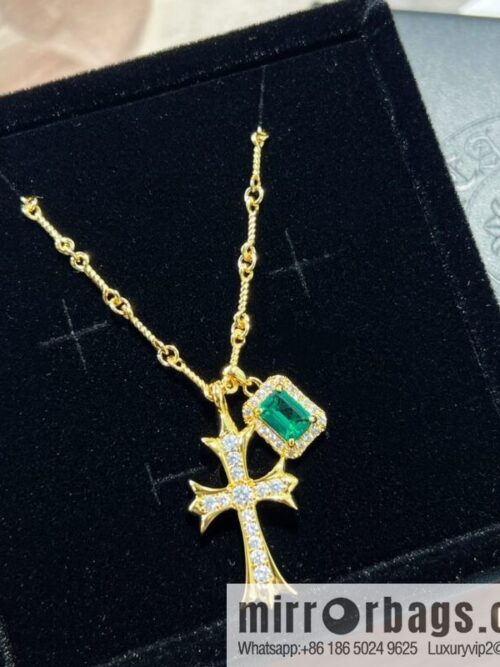 wsxc1676204435644_0-800x800avazmse1wkl194514_20250709015412.jpg Classic hit, Croxin gold cross emerald necklace