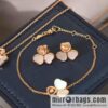 wsxc1676552046638_7-800x800tombfaugjlx194275_20250709014614.jpg Chopard HAPPY HEARTS three love white shell necklace