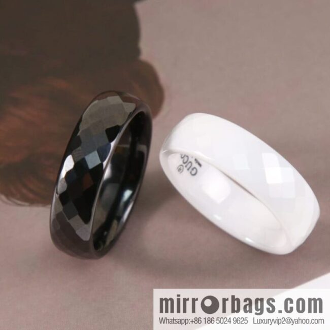 New Gucci Gucci diamond black and white ceramic ring