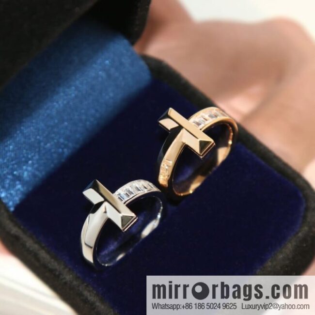 wsxc1677154955084_4-800x800orbs4dd2xpw190957_20250709000623.jpg New ☑️ TIFFANY & Co. Tiffany & Co. T1 square diamond ring