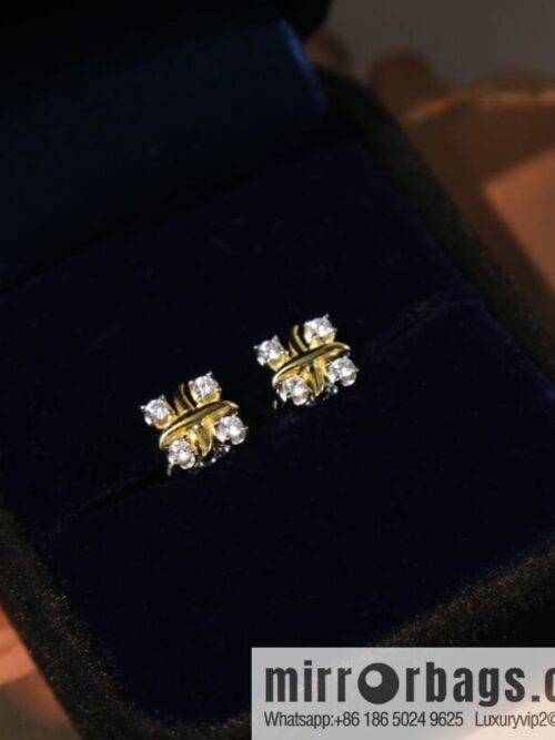 wsxc1677329011591_0-800x8002eripmvukfc190839_20250709000241.jpg New ☑️ TIFFANY & Co. Tiffany & Co. Color separation cross stud earrings