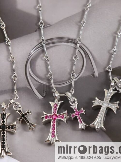 wsxc1678278449962_0-800x800ecgalsy2yfk187525_20250708221705.jpg Classic hit, Crossheart cross necklace