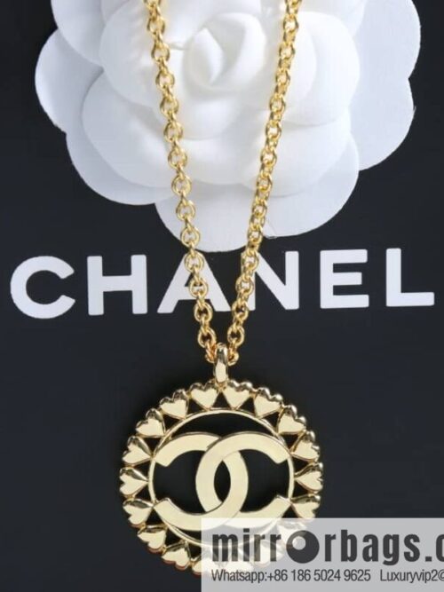 wsxc1678536401165_0-800x800akmquvh5nnz187363_20250708221222.jpg New ☑️ Chanel double c gold peach heart love round long necklace