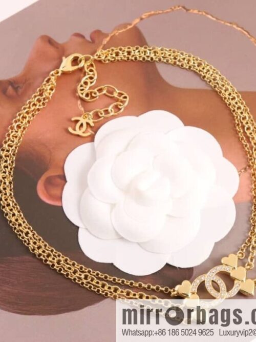 wsxc1678624074502_0-800x800tpfd5pdwbnk187286_20250708220959.jpg New ☑️ Chanel gold double c love peach heart three-layer necklace