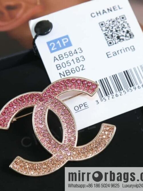 wsxc1679399518473_0-800x8004og4puaeozi186699_20250708215247.jpg New ☑️ Chanel double c full diamond brooch