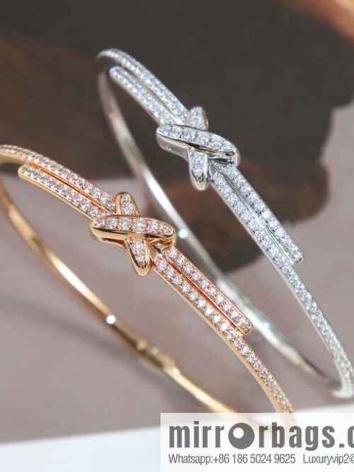 wsxc1679660001951_0-800x8002ui1kwta2uj183354_20250708201538.jpg CHAUMET Jeux de Liens Edge Collection • Lifetime Collection • Edge, Full Diamond Cross Bracelet, Bracelet