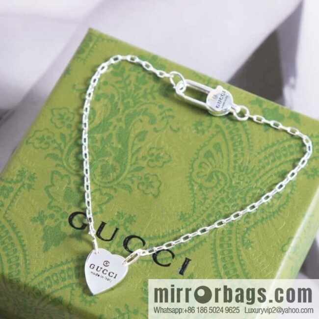 New Gucci gucci love peach heart necklace bracelet