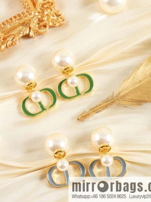 wsxc1680008681310_0-800x8005gqtprkwajo182897_20250708200257.jpg New ☑️ Dior size pearl CD stud earrings