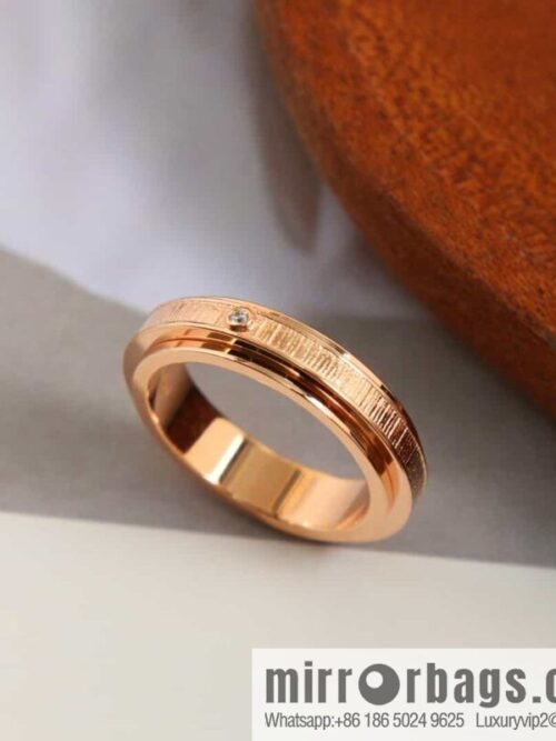 wsxc1681995006685_0-800x800sr1vzpa5j1s178653_20250708175529.jpg Piaget series palace totem ring