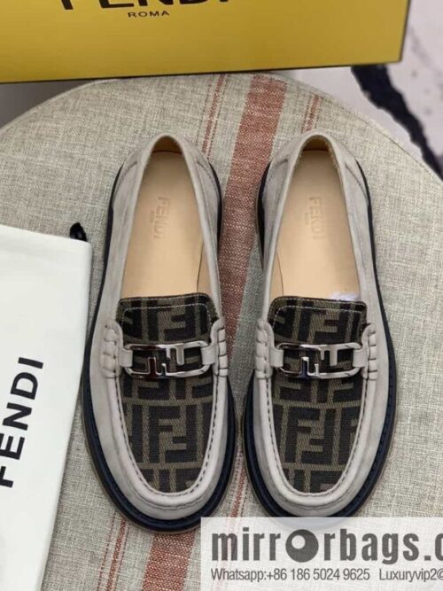 wsxc1682167401525_0-800x8003ihqnxmt31q176580_20250708162802.jpg Fendi, men\'s loafers made of beef leather