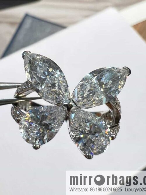 wsxc1683205830569_6-800x800ulshoh5nvhb176113_20250708161303.jpg GRAFF Butterfly Horse Eye Diamond Ring