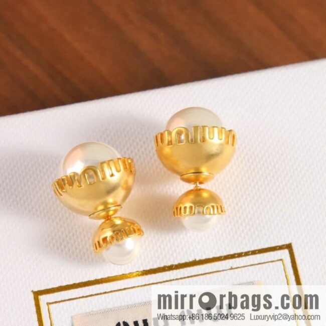 MIU MIU Miu Miu size pearl stud earrings