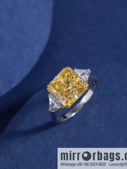 wsxc1684936930155_3-800x800trq2rm2msru167874_20250705194258.jpg HARRY WINSTON HW, square yellow diamond ring, diamond ring